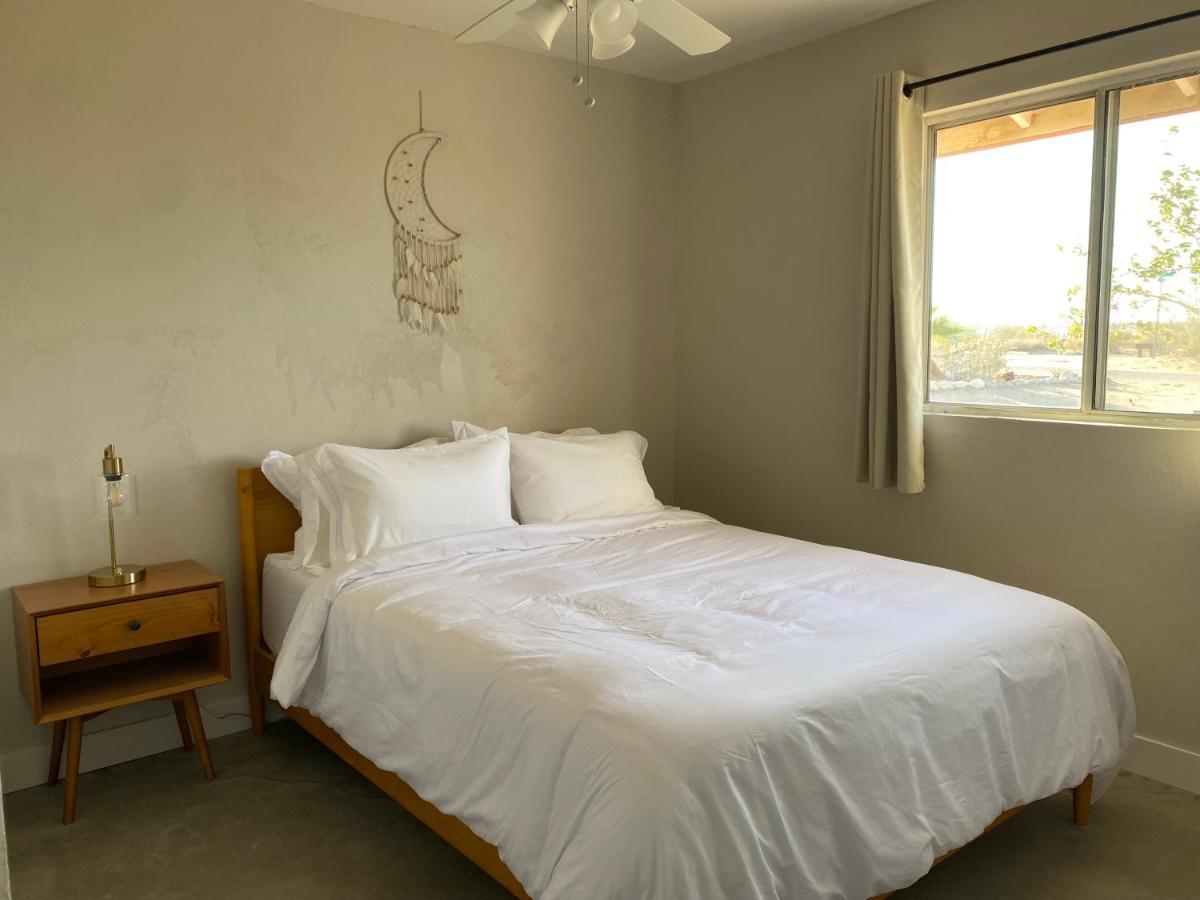 Casa Del Desierto - Panoramic Views - Pet Friendly - Fire Pit Βίλα Joshua Tree Εξωτερικό φωτογραφία